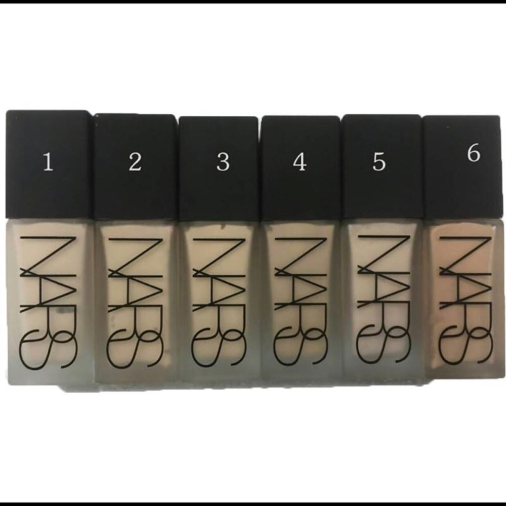 NARS All Day Luminous Weightless Foundation